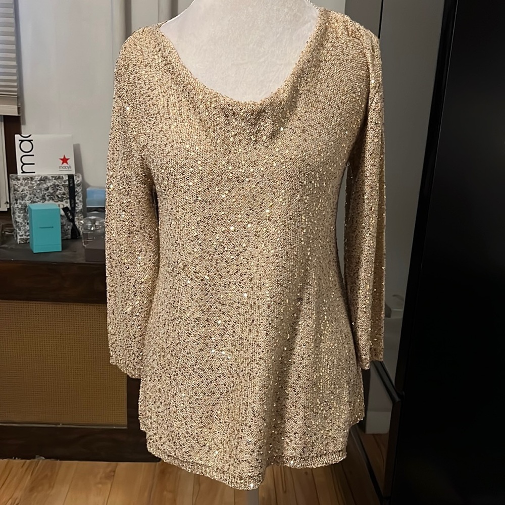 Gold lightweight sweater with gold sequins throughout